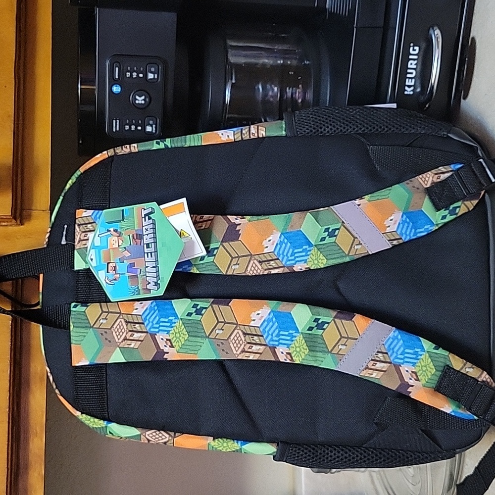 New Minecraft Backpack - Picture 2 of 2